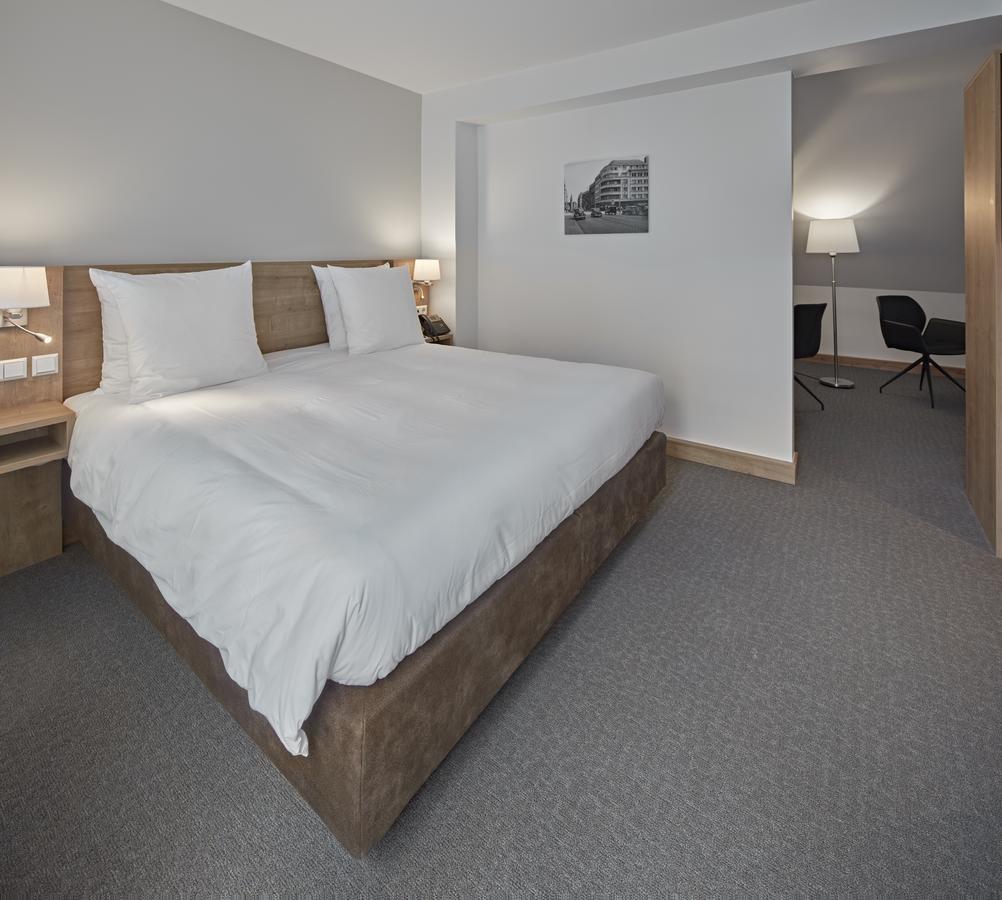City Hotel Люксембург Екстериор снимка