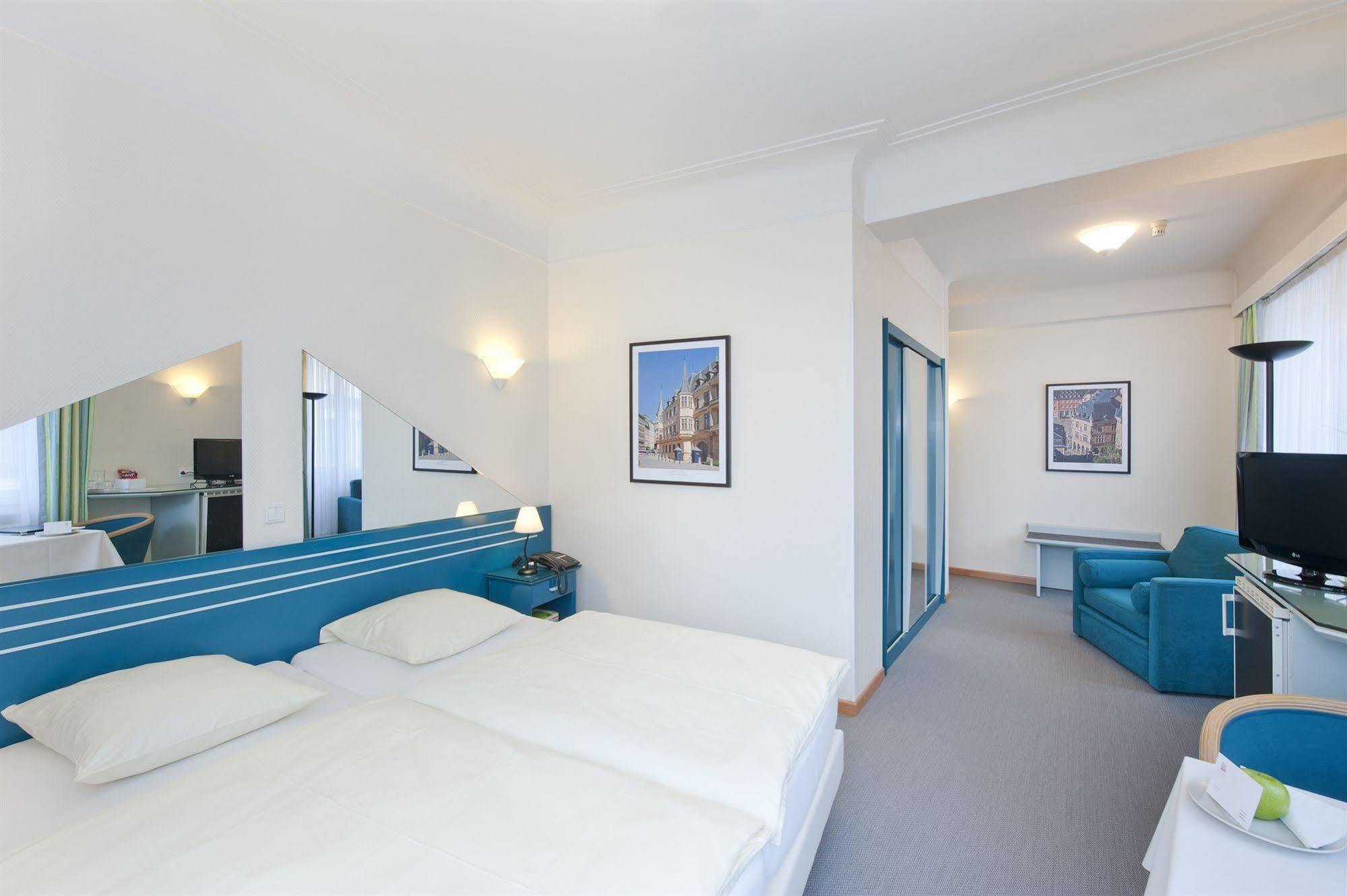City Hotel Люксембург Екстериор снимка